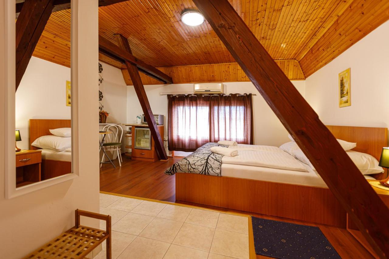 Panzio Bed & Breakfast Gyula