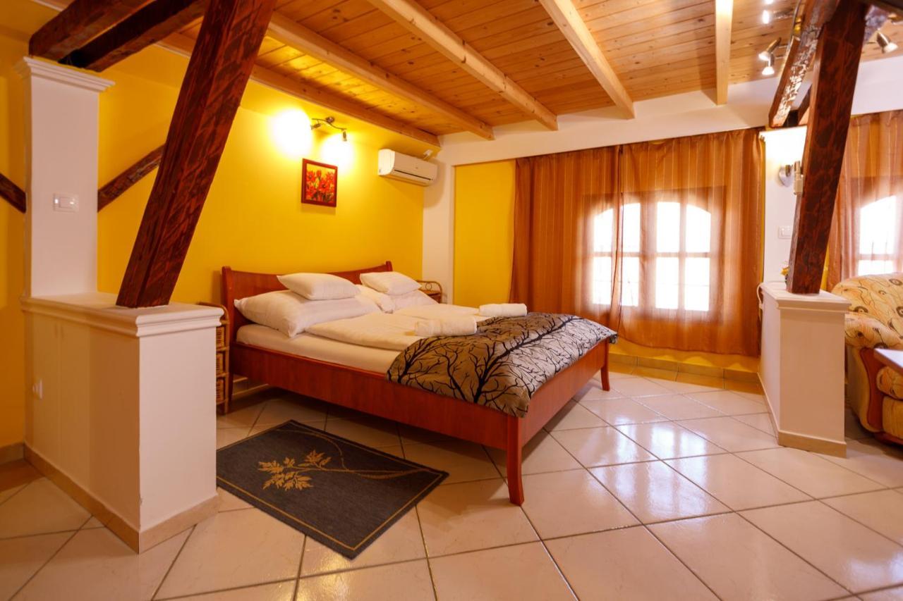 Bed & Breakfast Panzio