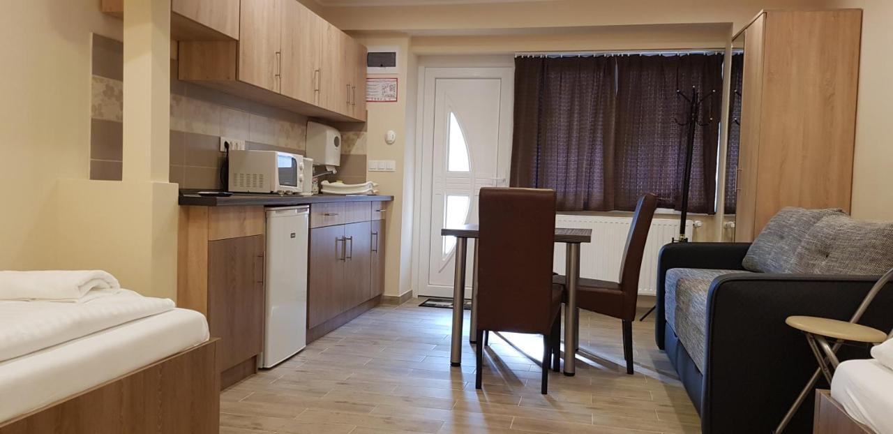 Bed & Breakfast Panzio 3*